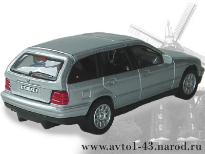 BMW 325i Touring Cararama - вид сзади