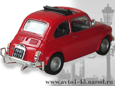 Fiat 500L - вид сзади