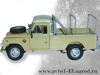Land Rover Series III 109 Pick Up - вид сбоку