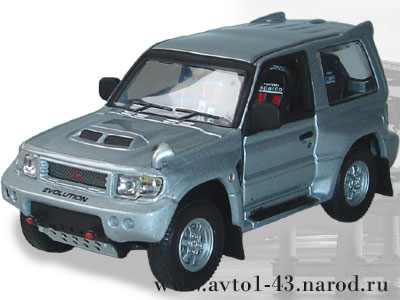 Mitsubishi Pajero - вид с переди