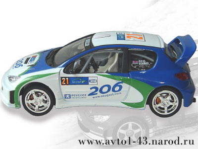Peugeot 206 WRC - вид сбоку