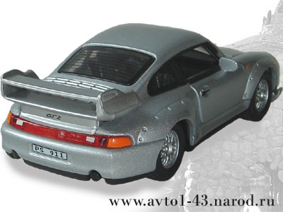 Porsche 911 GT2 - вид сзади