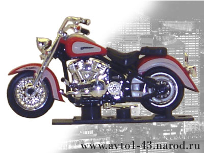 мотоцикл Yamaha XV 1600 - вид сбоку